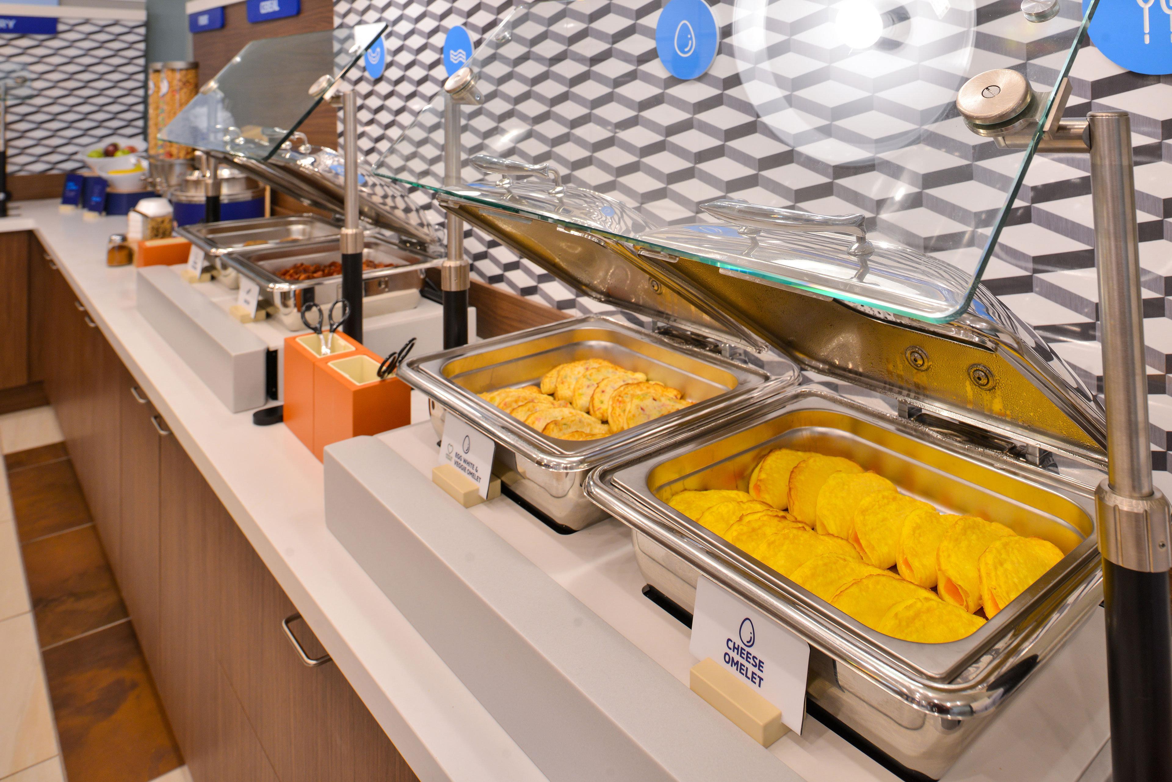 Holiday Inn Express Edmonton North By Ihg Bagian luar foto