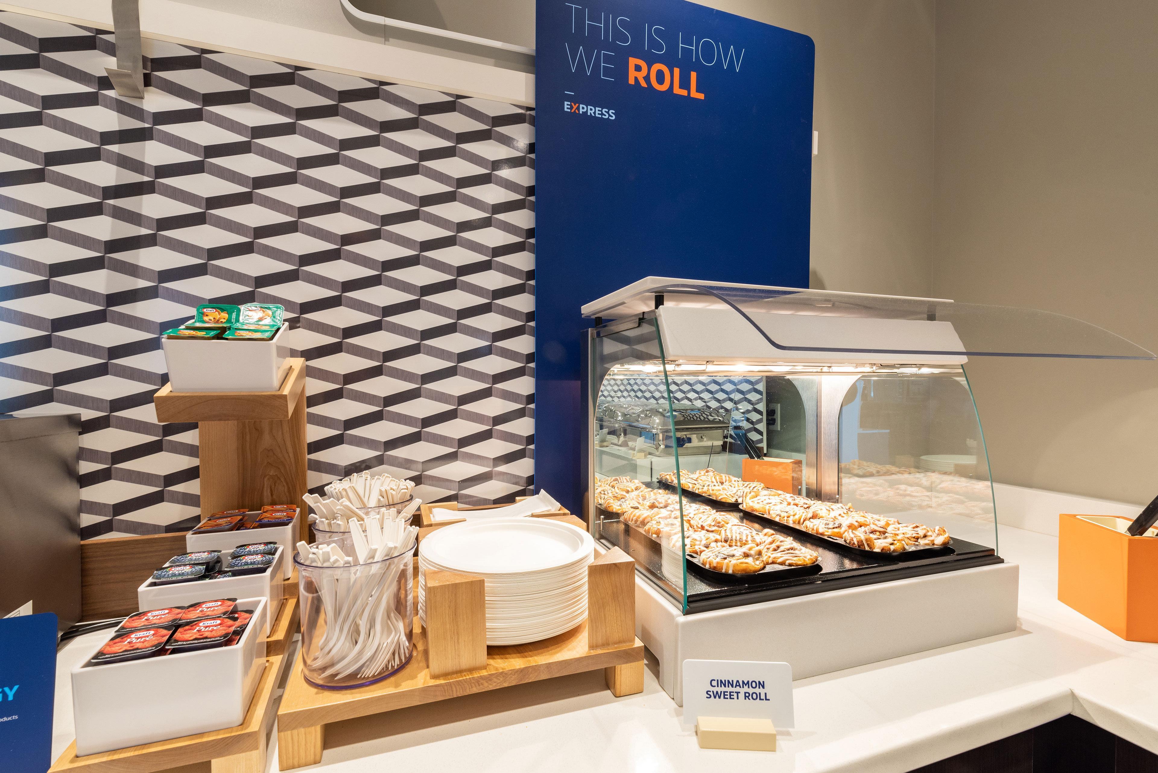 Holiday Inn Express Edmonton North By Ihg Bagian luar foto