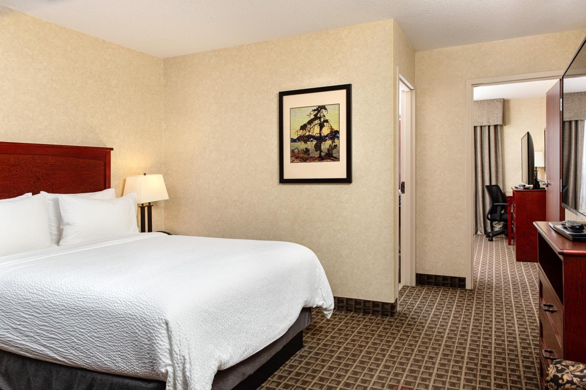 Holiday Inn Express Edmonton North By Ihg Bagian luar foto